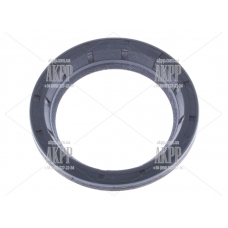 Axle oil seal right DCT470 SPS6 09-12