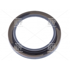 Axle oil seal right DCT470 SPS6 09-12