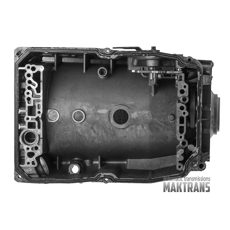 Middle housing [4WD] MERCEDES-BENZ 722.6  R1832710201 R 183 271 02 01