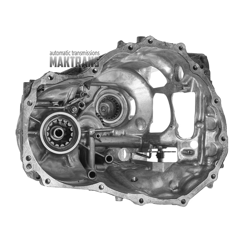 CASE (middle), automatic transmission Lineartronic CVT TR690