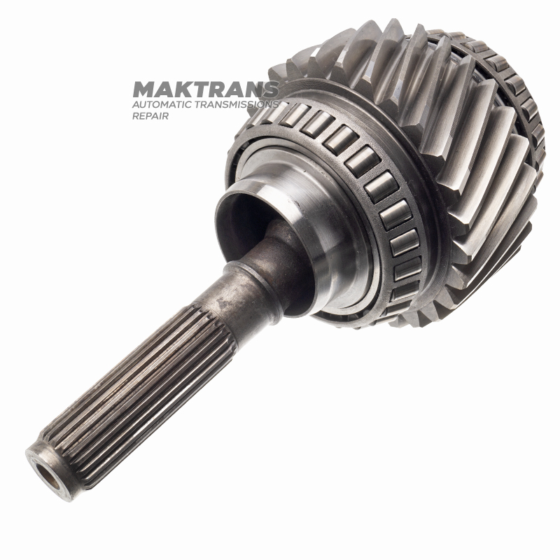 The output shaft with the cardan joint of the integrated transfer case 722.9 is a crosspiece remanufactured at the factory in China, the gear is a new design - 18 splines and 2 "blind splines"