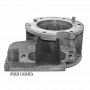 Transfer case adapter FORD 4R100 RF-F81P-7A040-EB [cast iron]