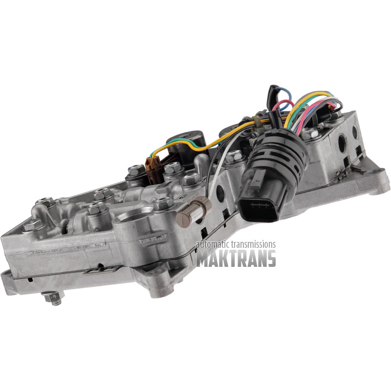 Valve body with transfer case solenoids RE5R05A Nissan Pathfinder R51 317057S110
