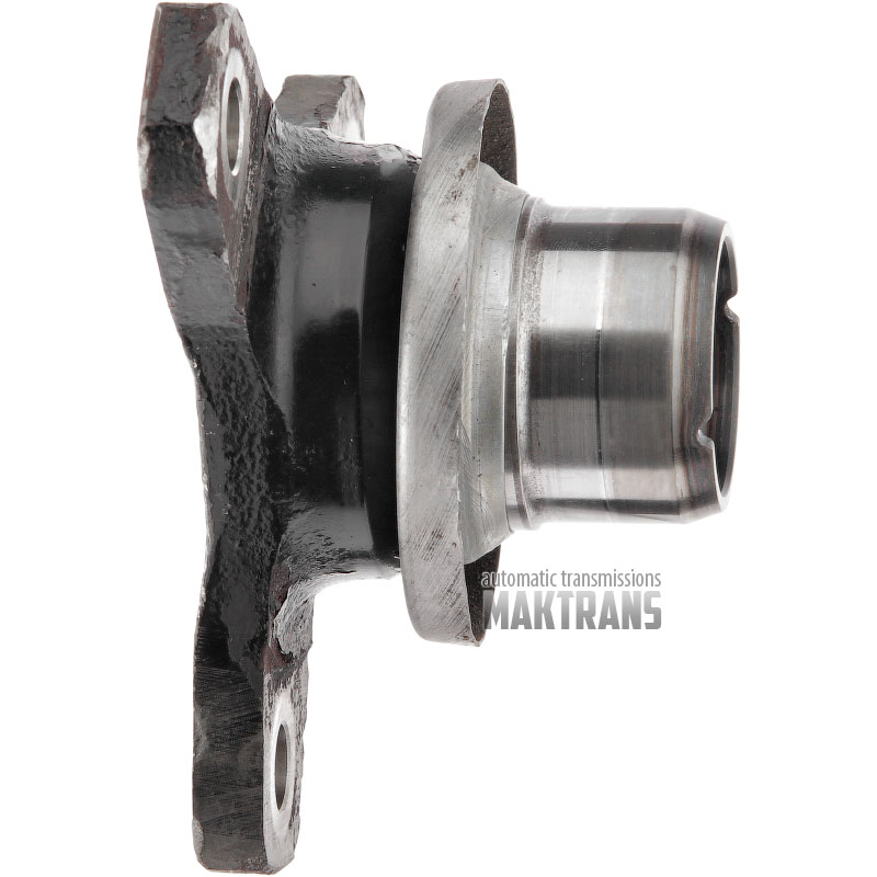 Output Shaft Flange NISSAN RE5R05A / JATCO JR507A [3 mounting holes (inner hole Ø 12.25 mm, distance between hole centers 100 mm)]