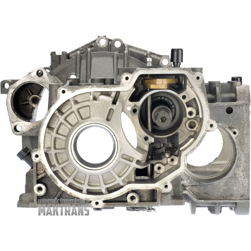 Transmission housing VAG 01M 01M321105L / [15 teeth on differential drive shaft]