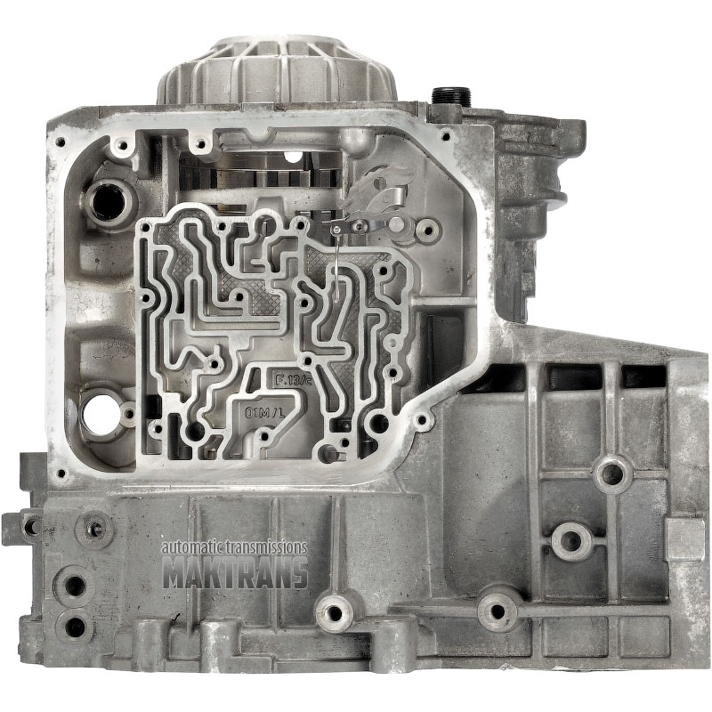 Transmission housing VAG 01M 01M321105L / [15 teeth on differential drive shaft]