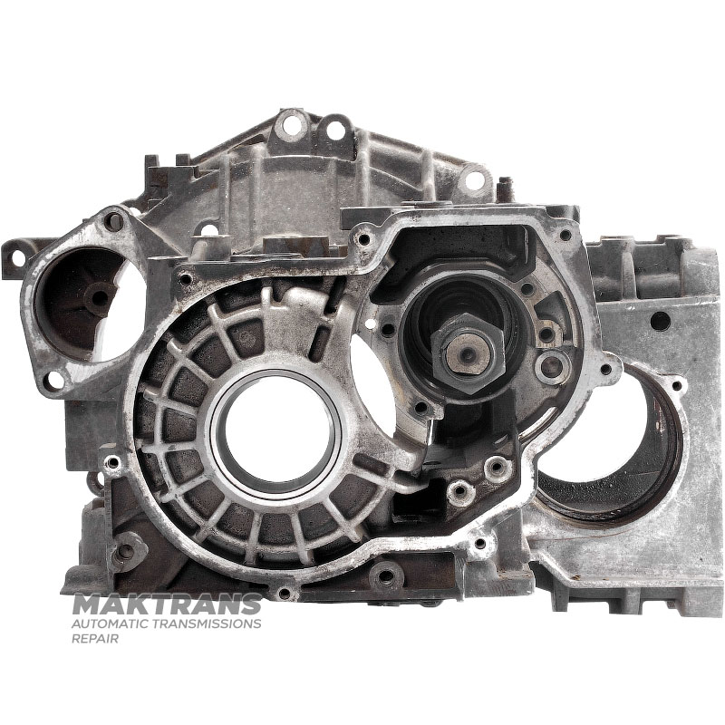 Transmission housing VAG 01M 01M321105L / [20 teeth on differential drive shaft]