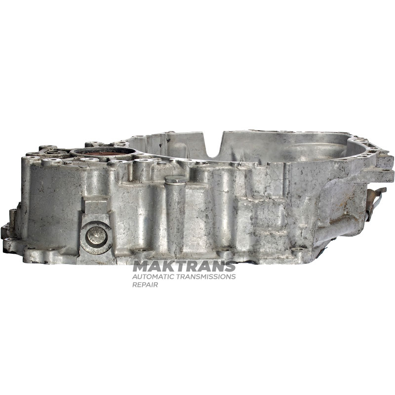 Front housing Aisin Warner AW 55-51SN P30713799 — VOLVO C70 2.5 T5 PETROL, 05-09
