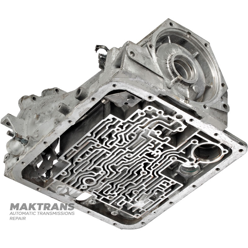 Central housing GM 4L60E Chevrolet Corvette C5 — 24209316