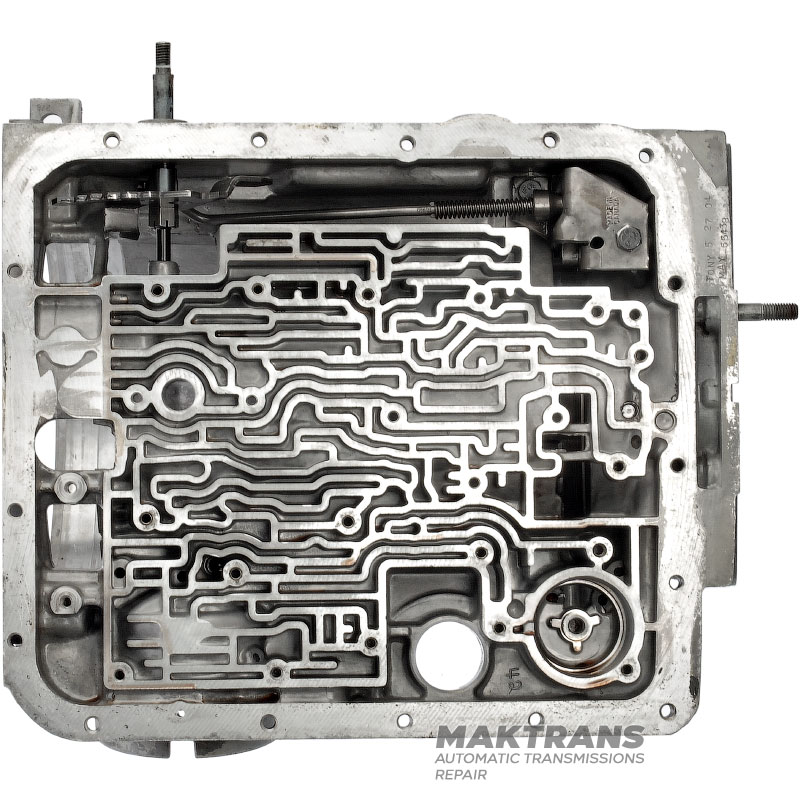Central housing GM 4L60E Chevrolet Corvette C5 — 24209316