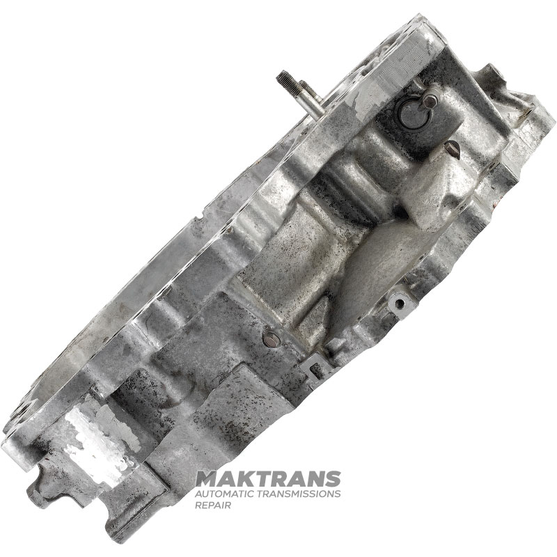 Front housing TOYOTA U151F (4WD), 3 fasteners on the end — 3510542031, 3510542030 (TOYOTA RAV4, Engine 2GRFE, 3.5L)