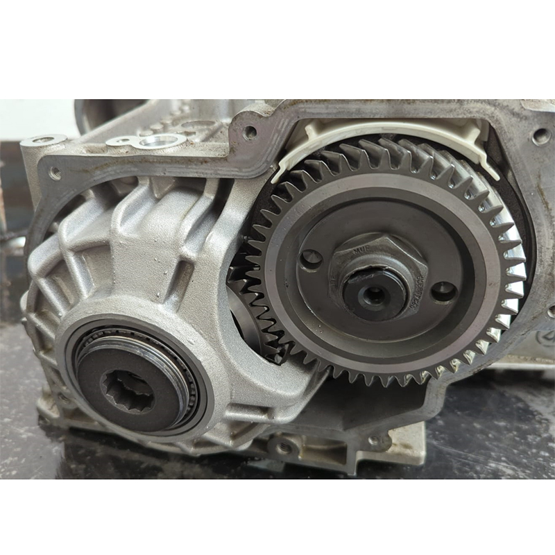 Main pair assembled with housing VAG 01M FDC 01M321105L - 68 (differential gear) / 15 (differential drive shaft)