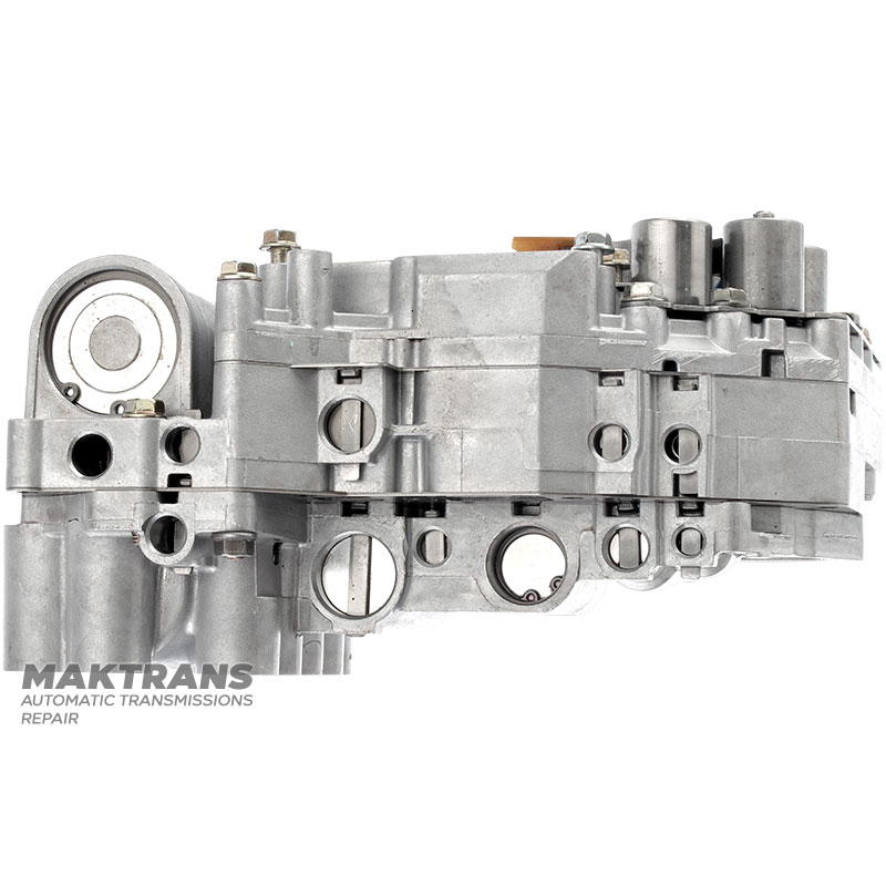 Valve body assembly with solenoids JATCO JF404 - 001325039C (used / not inspected)