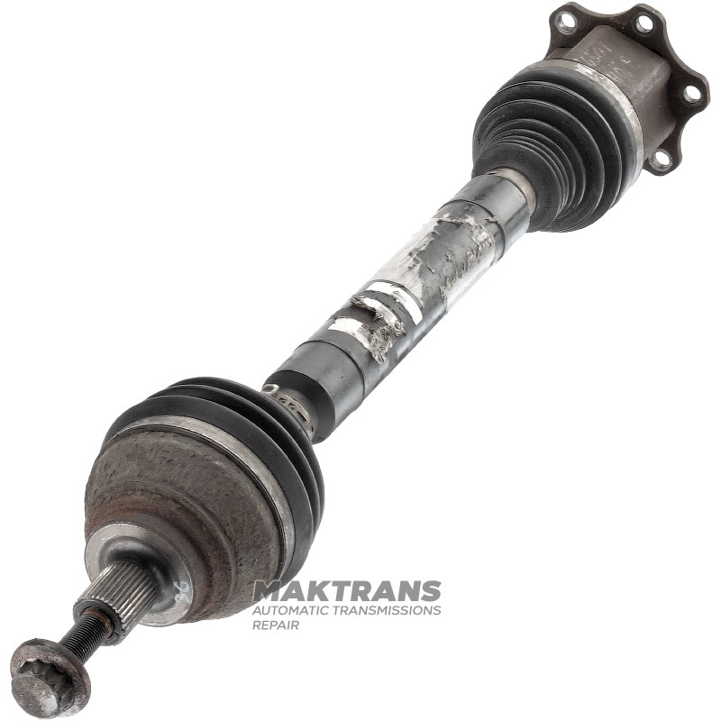 Front right axle shaft VAG DSG7 3Q0407272BB — Passat B8 2.0 TDI 2015 (splines, 6 mounting holes, outer Ø holes 10.35 mm, 50 mm distance between mounting holes)