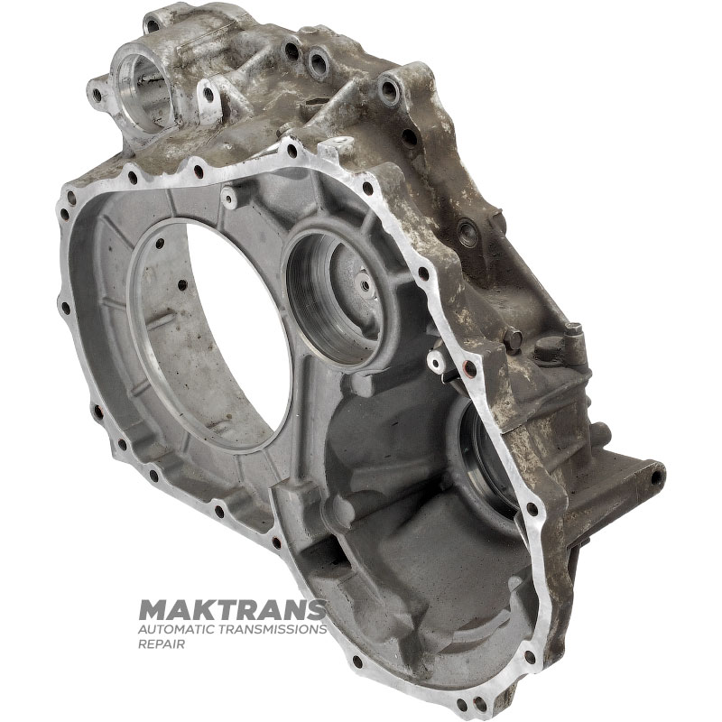 Front housing (2WD) TOYOTA U151E — 3510528012, 3510528013