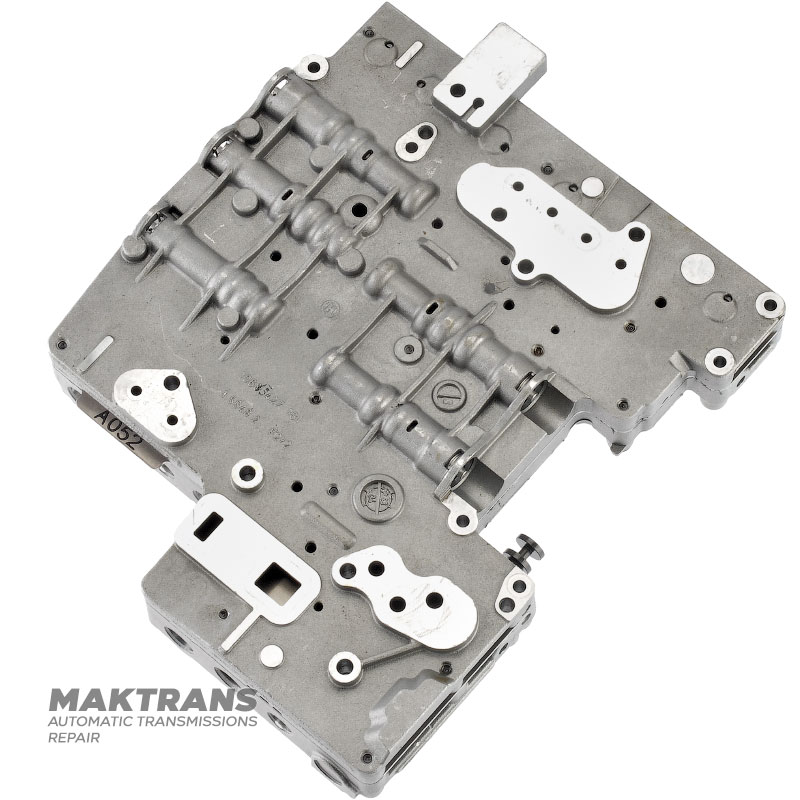 Valve body (without solenoids) ZF ZF 6HP19, 6HP26, 6HP32 (Gen1), separator plate AB 052 (1068327180), M-Shift — used, unrestored