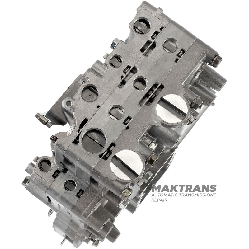 Valve body (without solenoids) JATCO JF402E, JF405E — 4621002810, 96567678 (used, untested, unrestored)