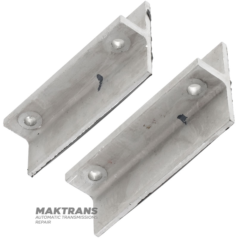 Set of chain guides (2 pcs. in a set) for transfer case BorgWarner BW4440 - 68055263AA (87.70 x 51.65 x 22.50), CHRYSLER 300 V6 3.6L, 845RFE Transmission