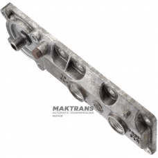 ALLISON 2000, 2400 Front Housing Adapter Plate - 29536297, for connecting an external filter and cooling