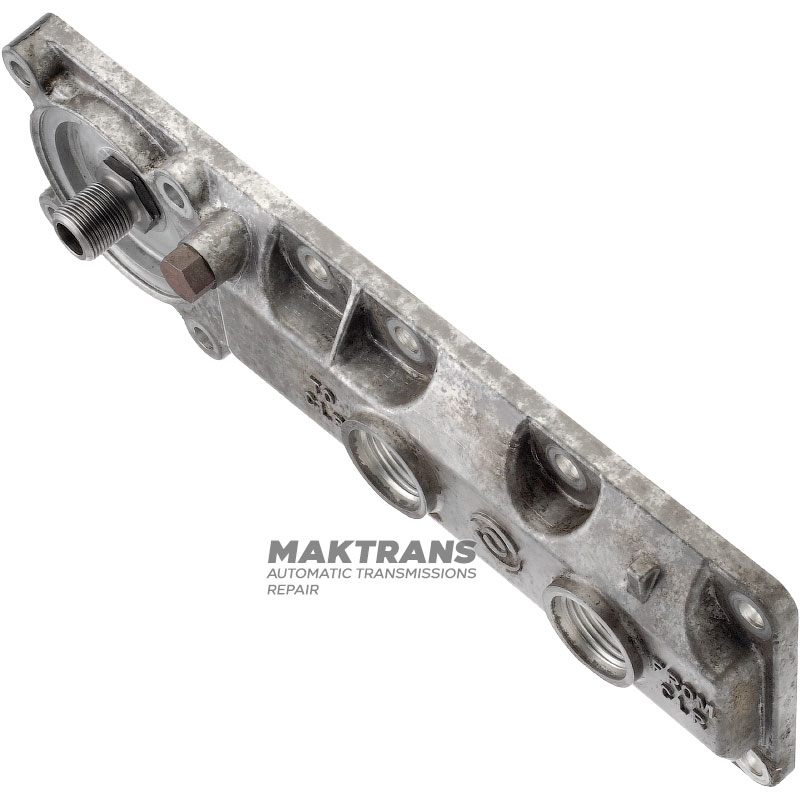 ALLISON 2000, 2400 Front Housing Adapter Plate - 29536297, for connecting an external filter and cooling