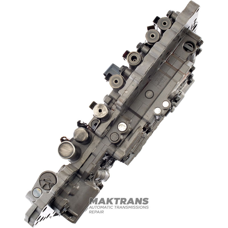 Valve body (used, untested) complete with solenoids TOYOTA / LEXUS A760E, A760F — separator plate F22, removed from transmission marked 35000-0C340, 35010-0C390