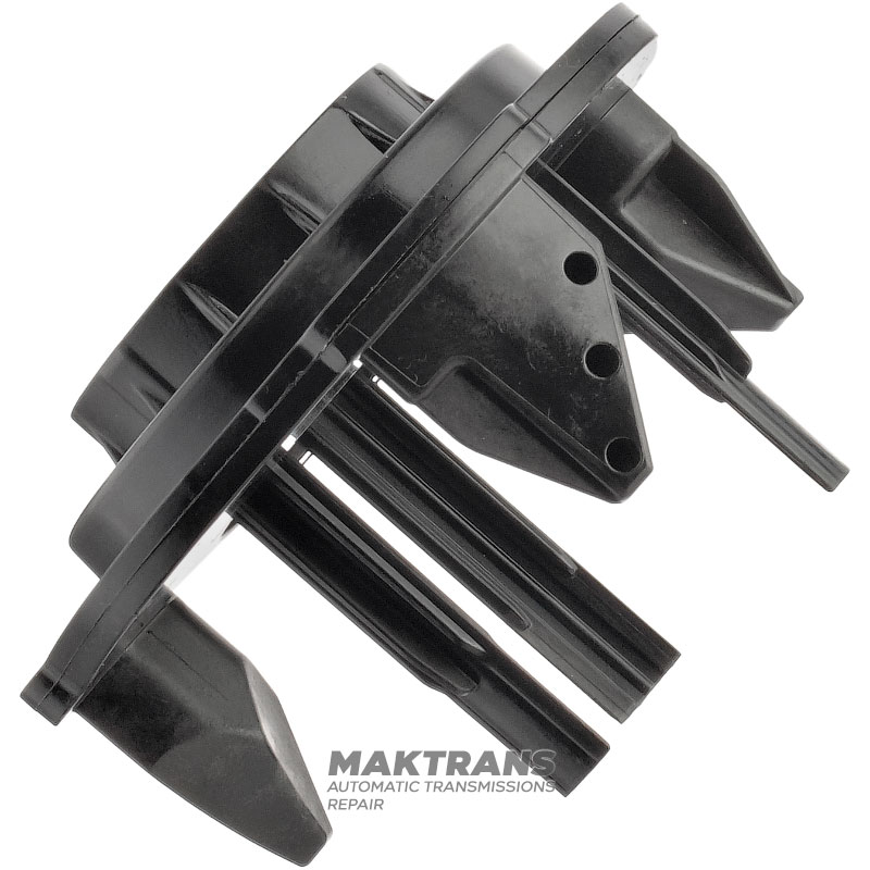 Oil deflector (plastic) for BMW ATC13-1 transfer case — M0034058, M0034057
