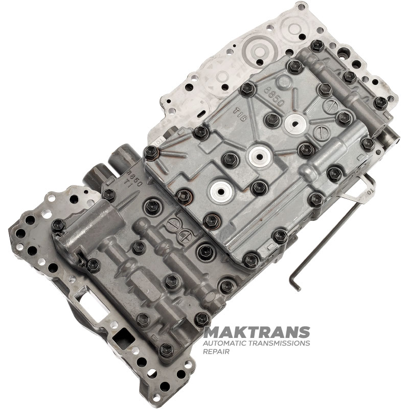 Valve body assembly with solenoids TOYOTA / LEXUS A750E, A750F - separator plate T0